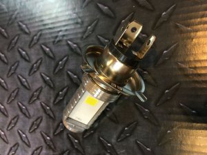 Лампа H4 LED