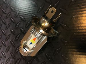 Лампа H4 LED