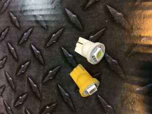 Лампа W5W LED