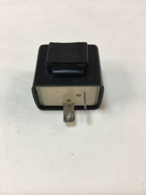 Реле поворотів універсальне 6V-12V (2 контакти, електронне)